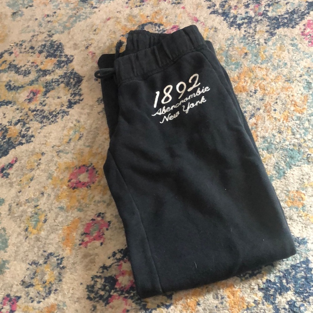 Sweats,black, size 0.